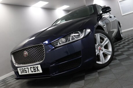 Jaguar XE D PORTFOLIO 18