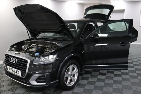 Audi Q2 TFSI SPORT 16