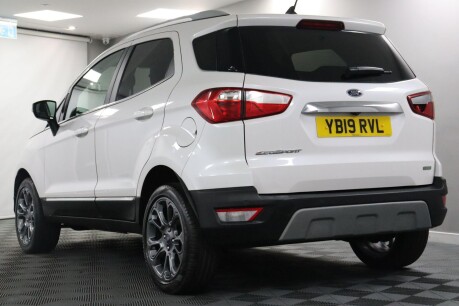 Ford Ecosport TITANIUM 22