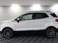 Ford Ecosport TITANIUM 18