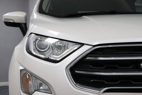 Ford Ecosport TITANIUM 25