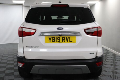Ford Ecosport TITANIUM 19