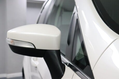 Ford Ecosport TITANIUM 32