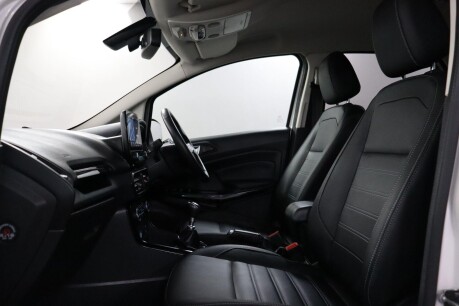 Ford Ecosport TITANIUM 37