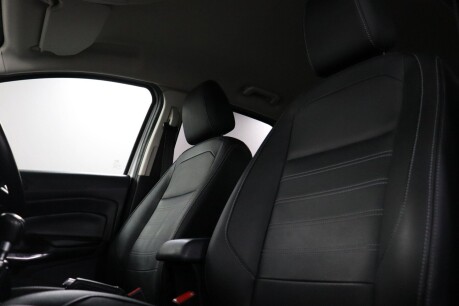 Ford Ecosport TITANIUM 36