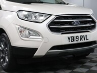 Ford Ecosport TITANIUM 6
