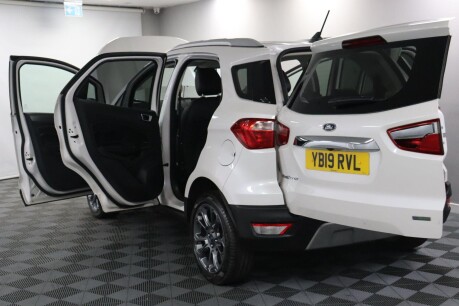 Ford Ecosport TITANIUM 13