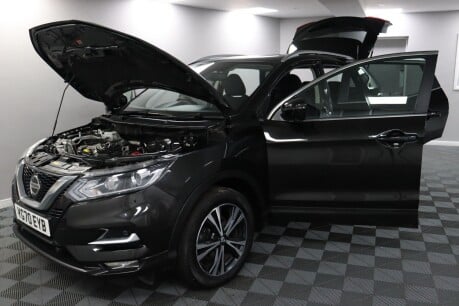 Nissan Qashqai DIG-T N-CONNECTA 16