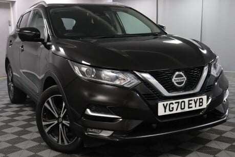 Nissan Qashqai DIG-T N-CONNECTA 19