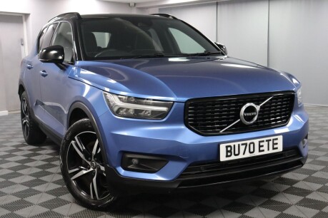 Volvo XC40 RECHARGE T4 R-DESIGN 19