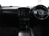 Volvo XC40 RECHARGE T4 R-DESIGN 40