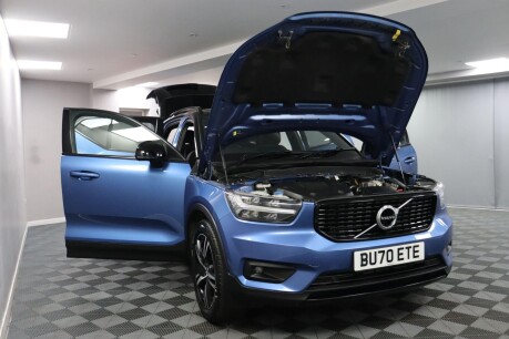 Volvo XC40 RECHARGE T4 R-DESIGN 15