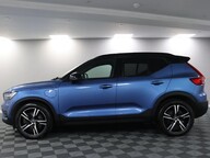 Volvo XC40 RECHARGE T4 R-DESIGN 18