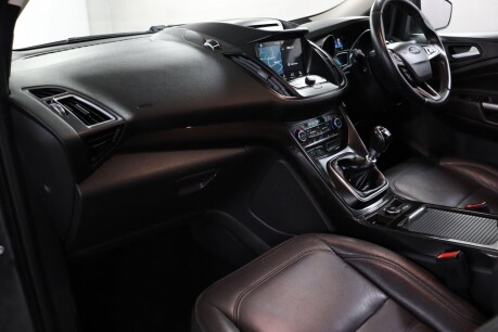 Ford Kuga TITANIUM X 19