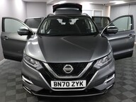 Nissan Qashqai DIG-T N-CONNECTA 7