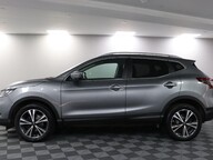 Nissan Qashqai DIG-T N-CONNECTA 18