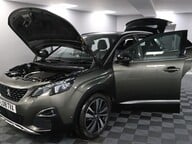 Peugeot 3008 S/S GT LINE PREMIUM 16