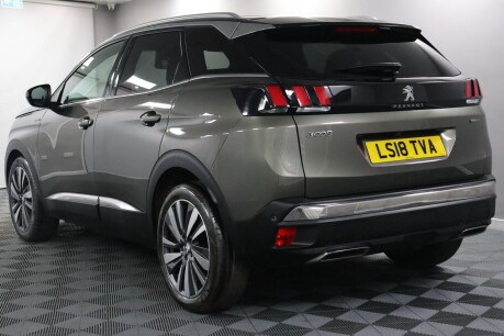 Peugeot 3008 S/S GT LINE PREMIUM 5