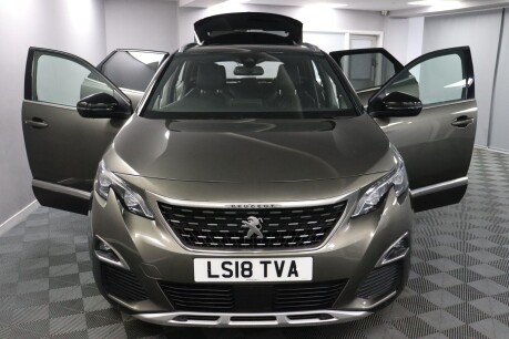 Peugeot 3008 S/S GT LINE PREMIUM 17