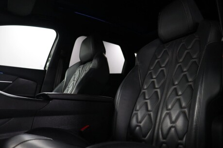 Peugeot 3008 S/S GT LINE PREMIUM 27