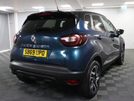 Renault Captur ICONIC TCE 11