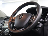 Renault Captur ICONIC TCE 12