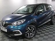 Renault Captur ICONIC TCE 20