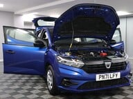 Dacia Sandero ESSENTIAL SCE 14