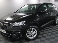 Vauxhall Grandland X SE 20