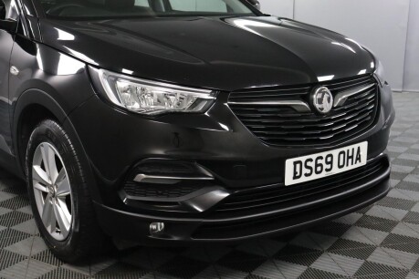 Vauxhall Grandland X SE 24