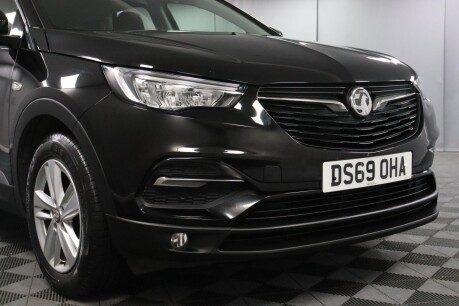 Vauxhall Grandland X SE 26