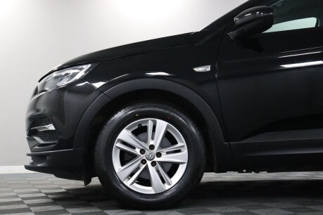 Vauxhall Grandland X SE 27