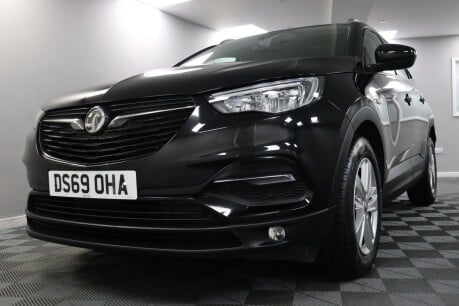 Vauxhall Grandland X SE 28