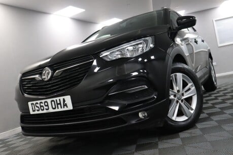 Vauxhall Grandland X SE 32