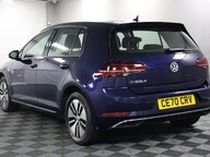 Volkswagen Golf E-GOLF 10