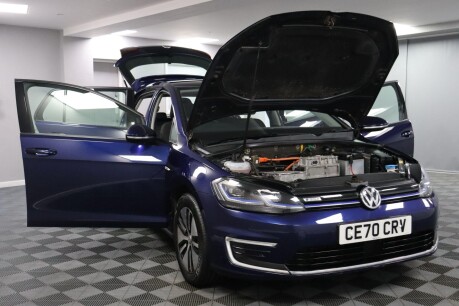 Volkswagen Golf E-GOLF 15