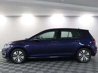 Volkswagen Golf E-GOLF 17