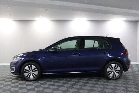 Volkswagen Golf E-GOLF 17