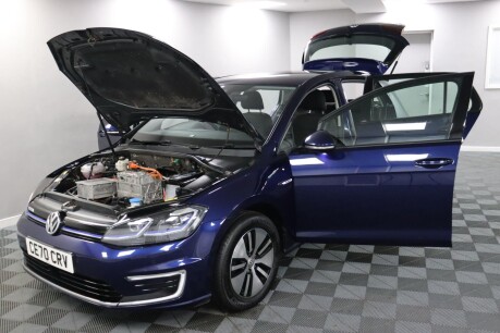 Volkswagen Golf E-GOLF 15