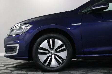 Volkswagen Golf E-GOLF 19