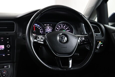 Volkswagen Golf E-GOLF 41