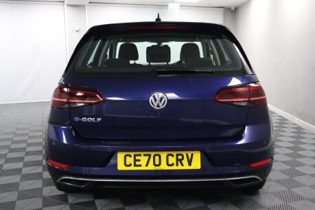 Volkswagen Golf E-GOLF 17