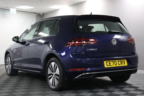 Volkswagen Golf E-GOLF 13