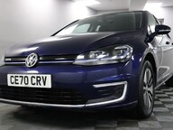 Volkswagen Golf E-GOLF 19
