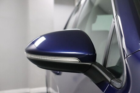 Volkswagen Golf E-GOLF 26