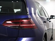 Volkswagen Golf E-GOLF 27