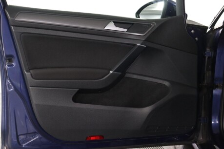 Volkswagen Golf E-GOLF 35