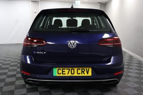 Volkswagen Golf E-GOLF 8