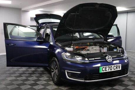 Volkswagen Golf E-GOLF 15