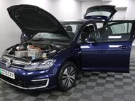 Volkswagen Golf E-GOLF 16